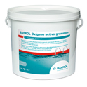 Oxygen for swimming pools